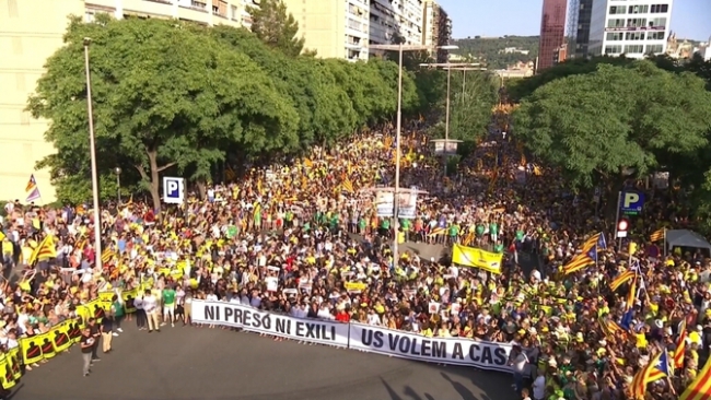 Manifestació 14-7-18 Delicte inventat  per Llarena: ni presó, ni exili // Teresa Carreras